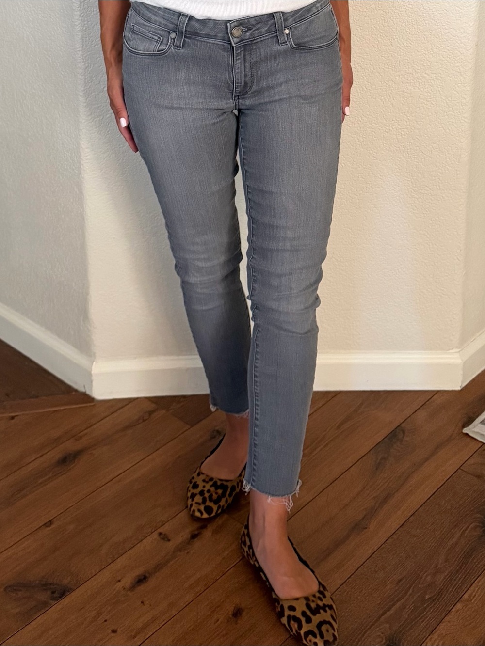 PAIGE Gray Raw Hem Ankle Jeans | Size 27 | Premium Stretch Denim